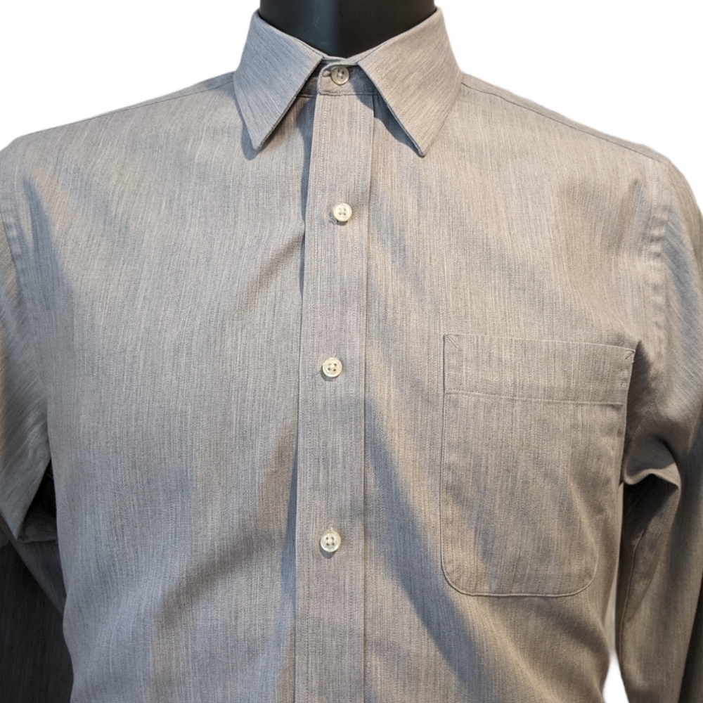 2/$20 Tommy Hilfiger grey button front shirt